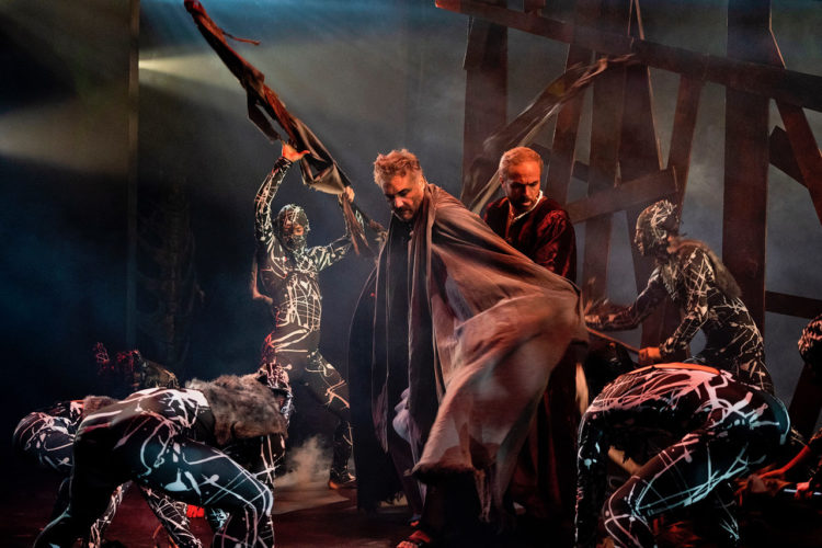 La Divina Commedia: viaggio verso la redenzione