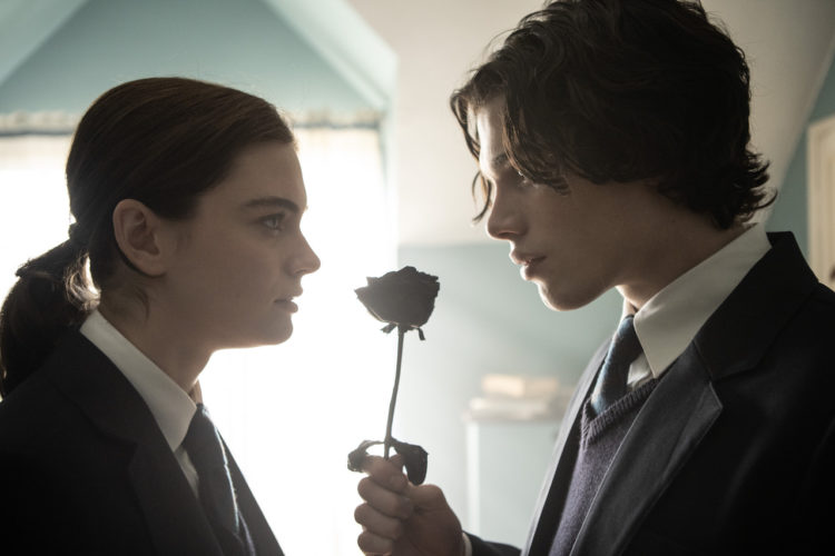 Netflix, in arrivo Il Fabbricante di Lacrime dal successo letterario di Erin Doom