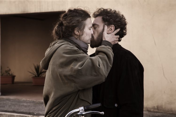 Una scena del film Confidenza di Daniele Lucchetti