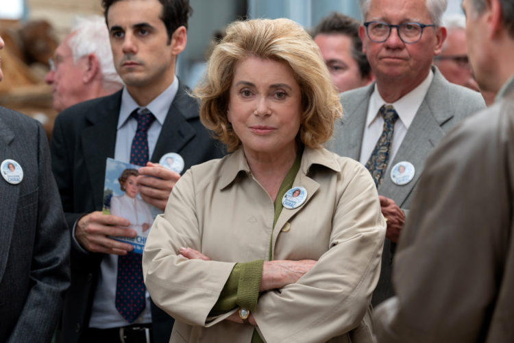 Catherine Deneuve nel film La moglie del Presidente