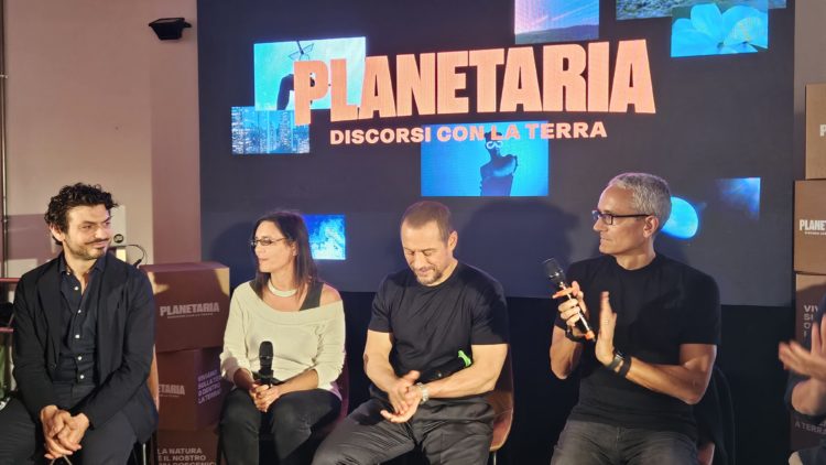 Planetaria Discorsi con la Terra