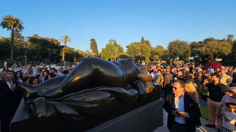 Donna distesa, Botero in mostra a Roma