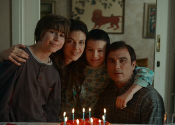 S.Valentini-B.Ronchi-F.-De-Lucia-F.Di-Leva nel film di Francesco Costabile Familia