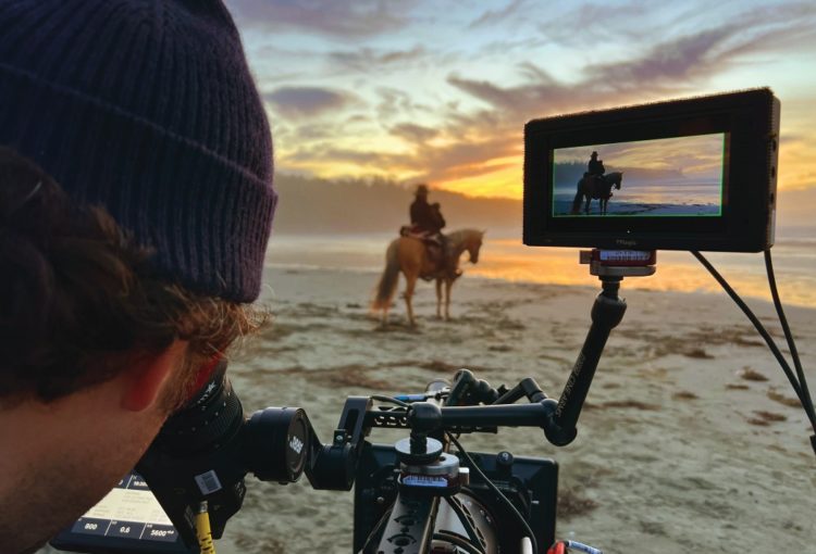 Viggo Mortenesen regista di The Dead don't hurt