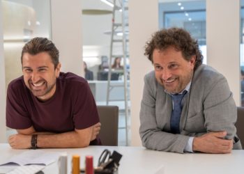 Io e Te dobbiamo parlare è il nuovo film diretto da Alessandro Siani, che ha chiamato a fare il coprotagonista di una commedia irriverente Leonardo Pieraccioni.