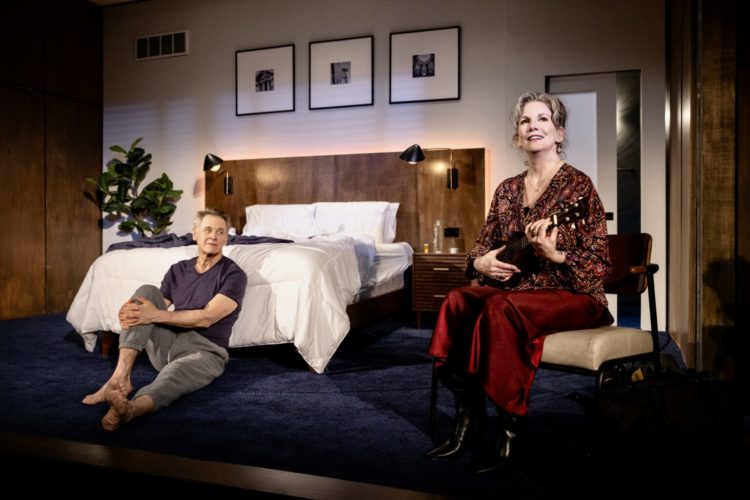 Mark Moses è Mark e Melissa Gilbert è Helen in Still. Foto di Maria Baranova