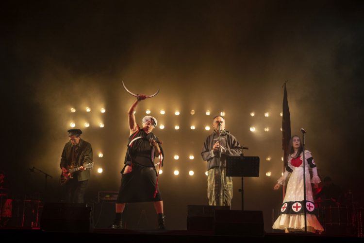 CCCP, proiezione speciale del Gran Galà con band