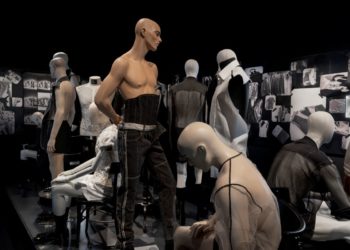 Tra Sicilia e cristalli: la moda secondo Dolce&Gabbana va in scena a Roma