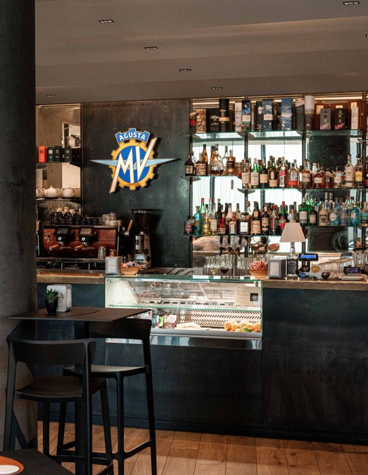 Gusta Bar a Roma