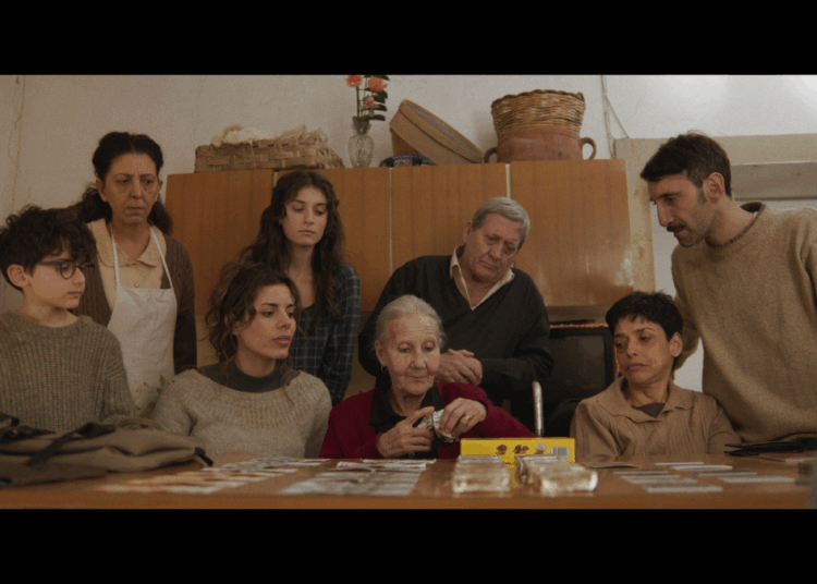 Il regista Gastón Duprat presenta Homo Sapiens?, ritratto ironico e malinconico dell’uomo moderno, tra Buenos Aires e la Sicilia