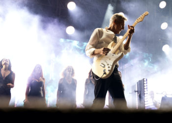 Claudio Baglioni Lampedusa credito Toni Thorimbert